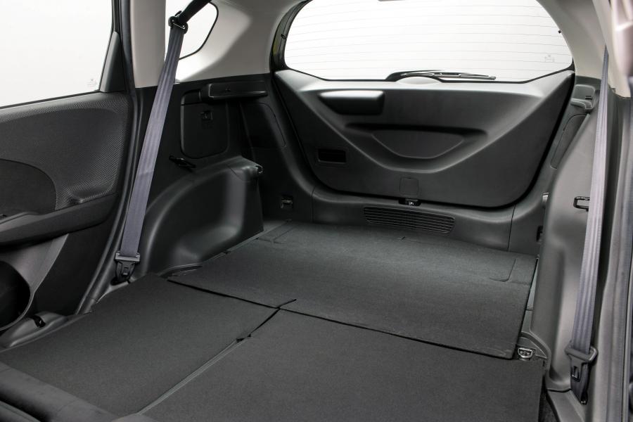  Honda Jazz Si 2012 года  (фото 37 из 45)